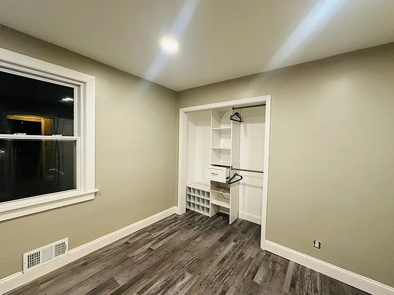 1st floor smaller bedroom closet space