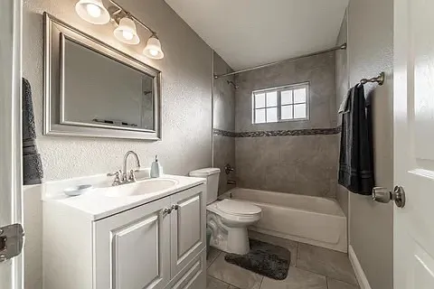 1214 Bennett Way — Photo 7