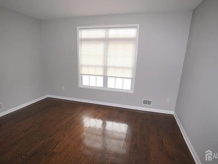 1299 Saint George Ave #103 — Photo 12
