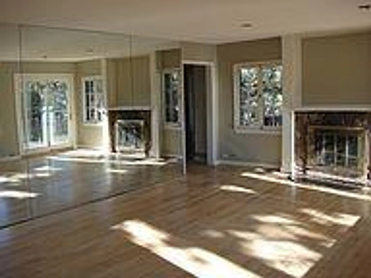 Cozy Mountain Home — Photo 4