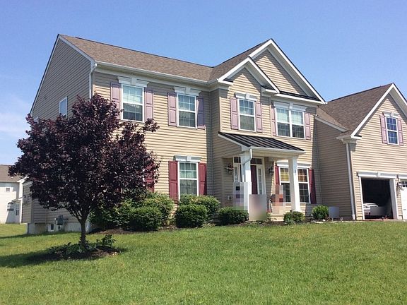 3rd image of 29 Sugar Maple Ln