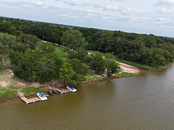 218 Kickapoo Trl, Weatherford, TX 76087