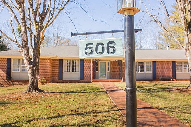 1st image of 506 Finley St