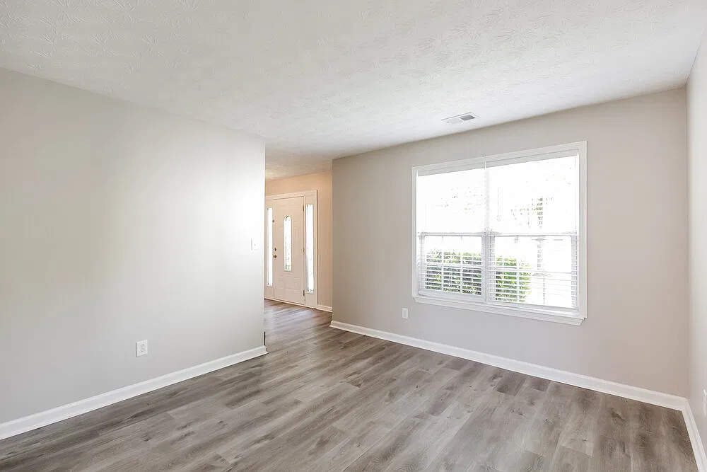 4 bed, 2.5 bath, 2228 sqft, $2,295 — Photo 4