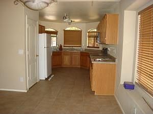 4th image of 771 E Lovegrass Dr