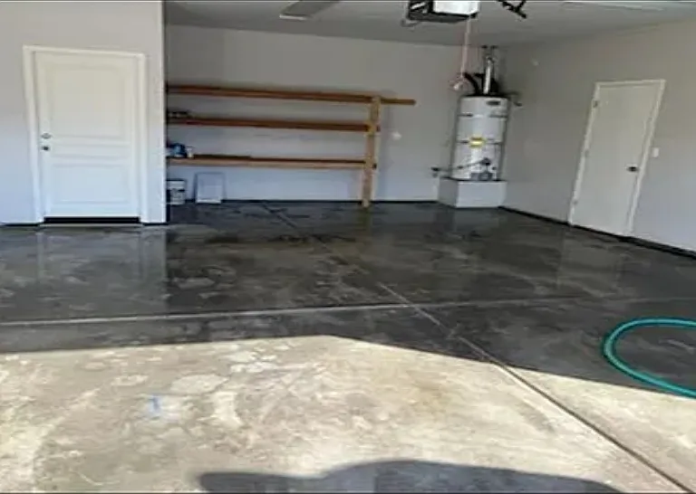 2468 Bay Hill Ave — Photo 6