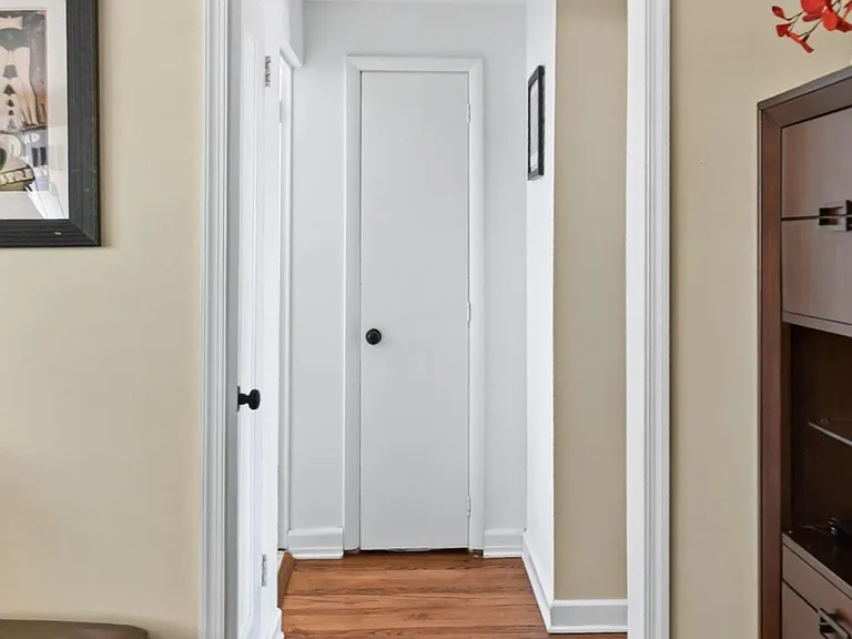 11 Manor Dr #111 — Photo 25