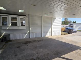 1401 N 23rd St TRAILER 24, Escanaba, MI 49829
