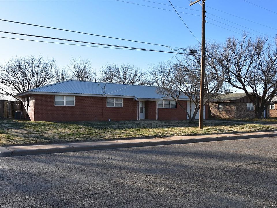 2nd image of 611 N Sunset Ave