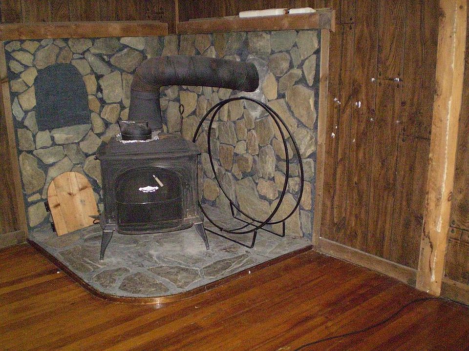 2nd image of 426 9th Ave