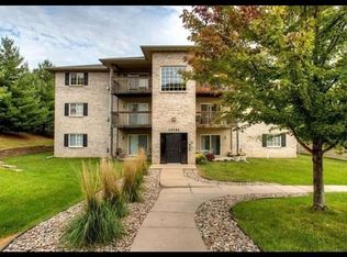 10161 Sutton Dr Unit 12, Urbandale, IA 50322