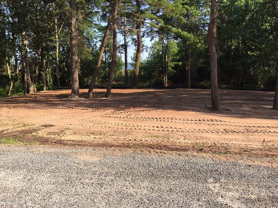 2nd image of 4334 Huckleberry Ln