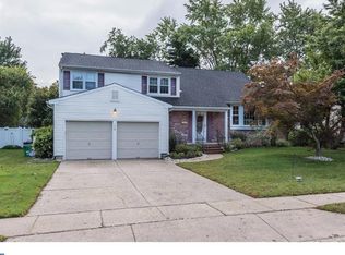 158 Canterbury Rd, Mount Laurel, NJ 08054