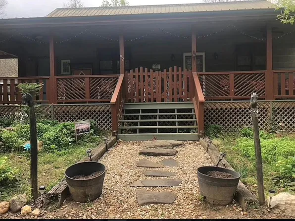 92 Ox Bow Ln, Hiawassee, GA 30512
