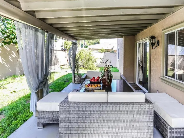 25961 Eshelman Ave, Lomita, CA 90717