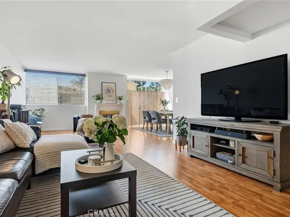 14141 Dickens St APT 312, Sherman Oaks, CA 91423