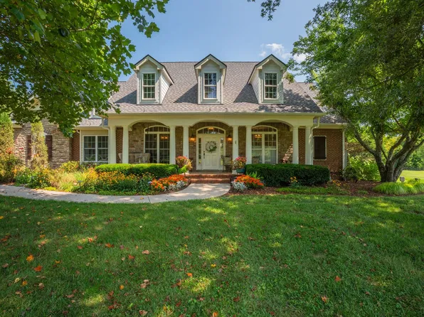 1924 Evergreen Rd, Thompsons Station, TN 37179