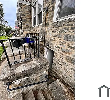 2 bed, $1,300 — Photo 3