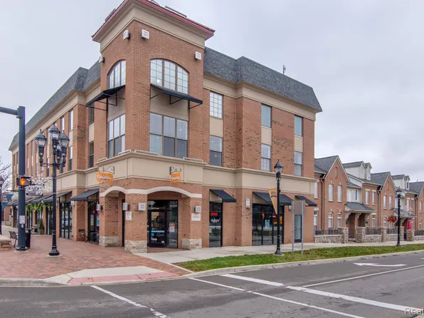 3393 Auburn Rd APT 4, Auburn Hills, MI 48326