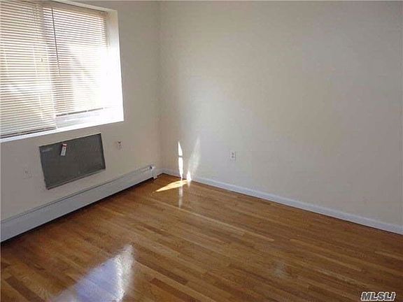 4th image of 3466 Leavitt St APT 2