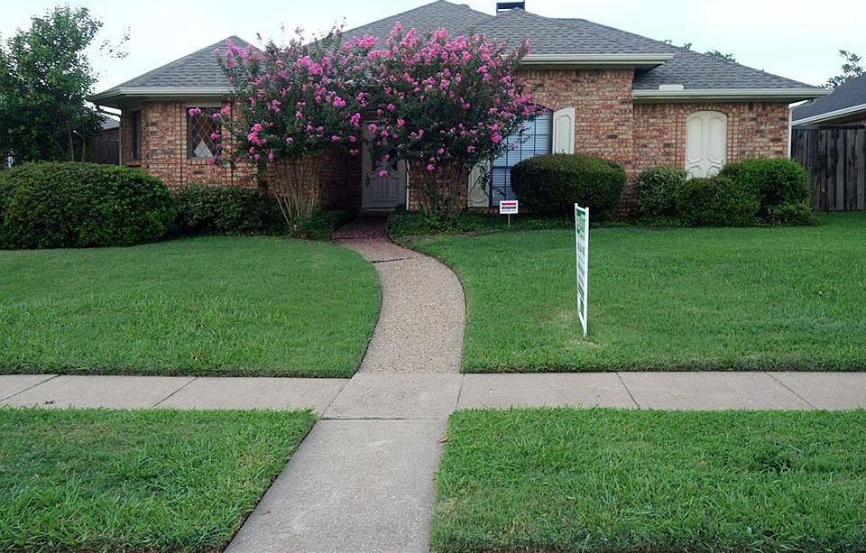1st image of 2861 Stoneridge Dr
