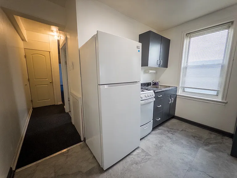 903 Belmont Ave #3 — Photo 7