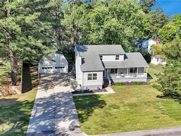 31 Pasture Rd #A, Poquoson, VA 23662