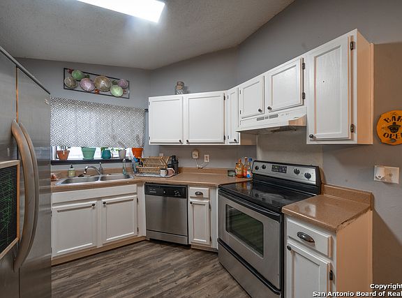 5th image of 6015 Sunrise View Dr