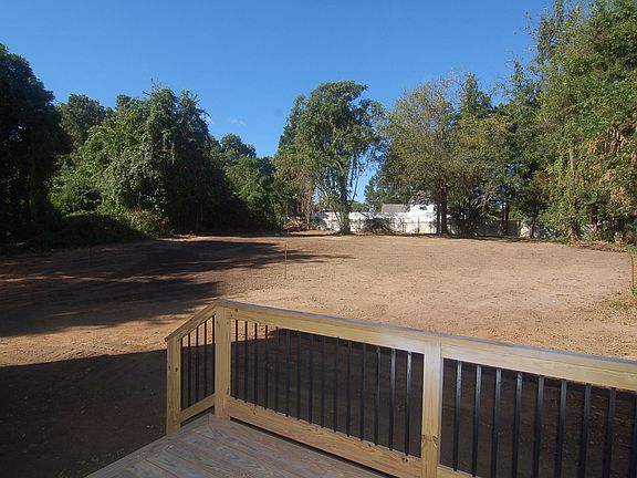 4th image of 4109 Stonewall Dr