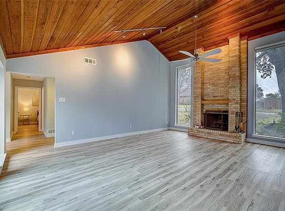 3rd image of 8631 Clover Meadow Dr
