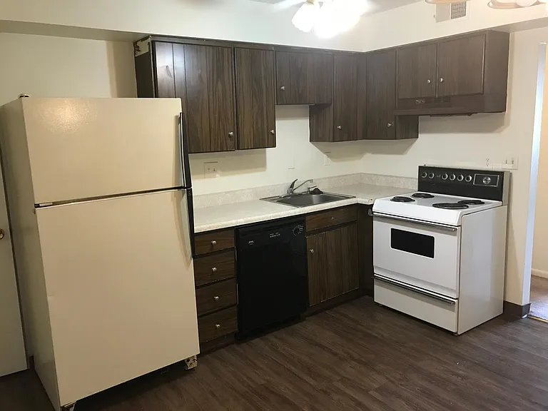 1499 Indiana Ave #5 — Photo 1