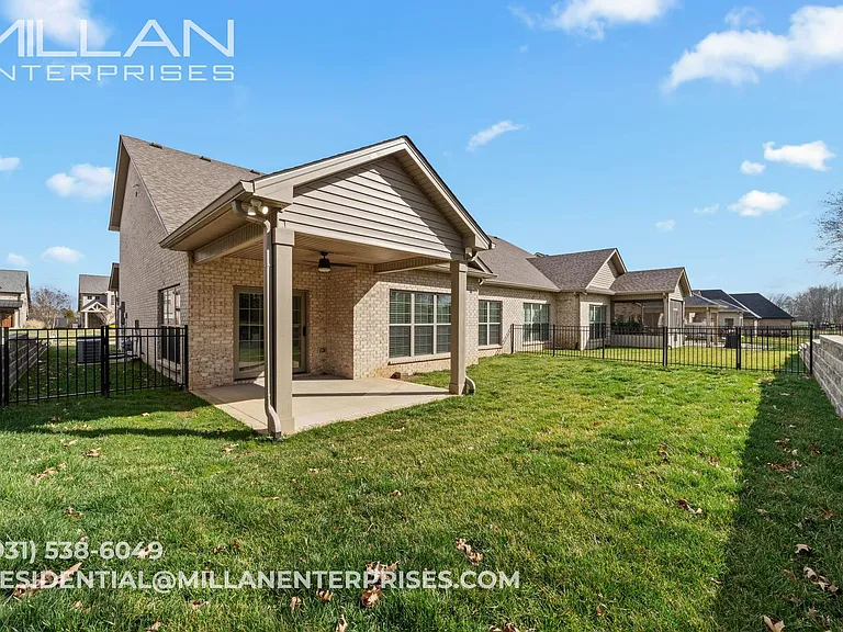 1088 Veridian Dr #B — Photo 19