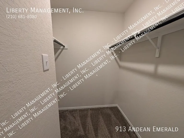 913 Andean Emerald — Photo 15