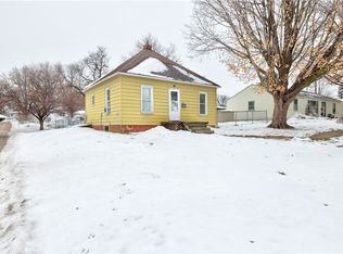 917 W Washington St, Knoxville, IA 50138