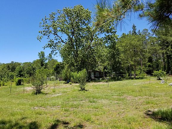 4th image of 3519 Maris Ln