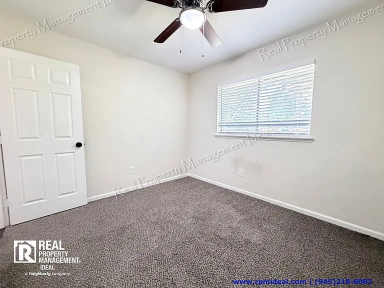 706 Jamestown Dr — Photo 19