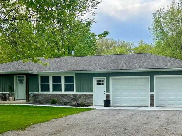 306 W Woodcox St, Antwerp, OH 45813