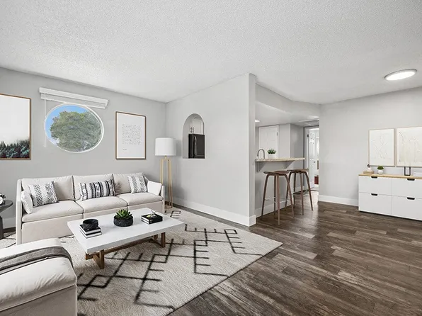 Stillwater Apartments