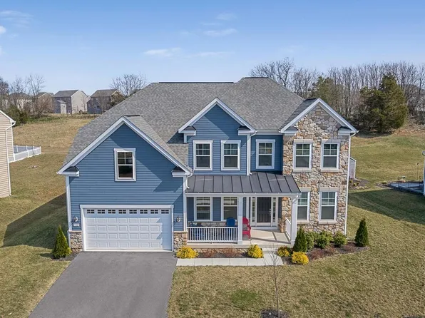 9309 Alloway Dr, Hagerstown, MD 21740
