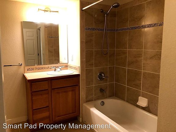 5th image of 13503 97th Ave E Unit 107