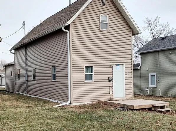 610 E Linn St, Marshalltown, IA 50158