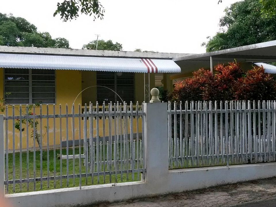 2nd image of 103 Calle Los Morales Bo. Camaseyes