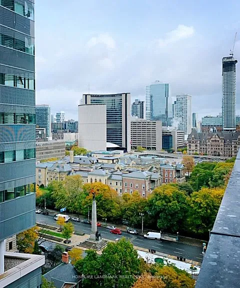 215 Queen St W #1607 — Photo 9