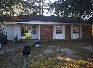 311 S Claxton Ave, Claxton, GA 30417