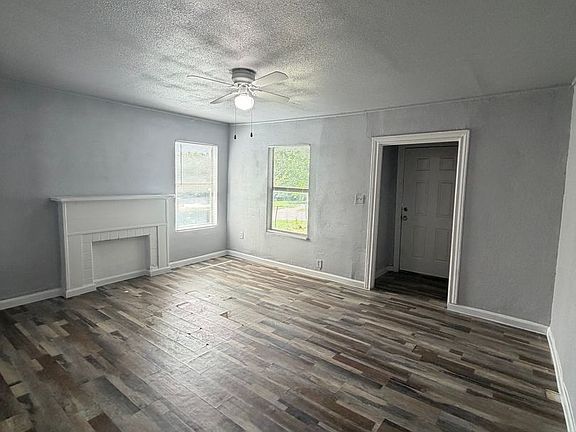 3rd image of 3816 Avenue N
