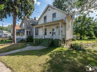 633 Laplaisance Rd, Monroe, MI 48161