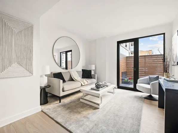 27-09 40th Ave #2E, Long Island City, NY 11101