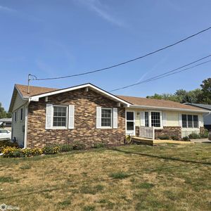 815 11th Ave W, Oskaloosa, IA, 52577