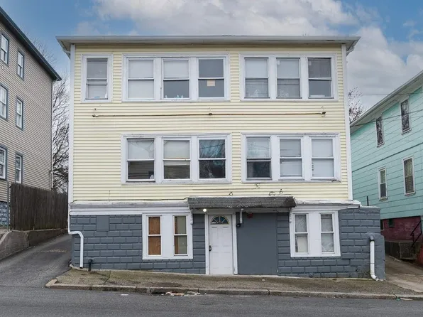 532 Union Ave, Providence, RI 02909