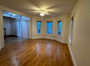 9 Jay St #2, Somerville, MA 02144